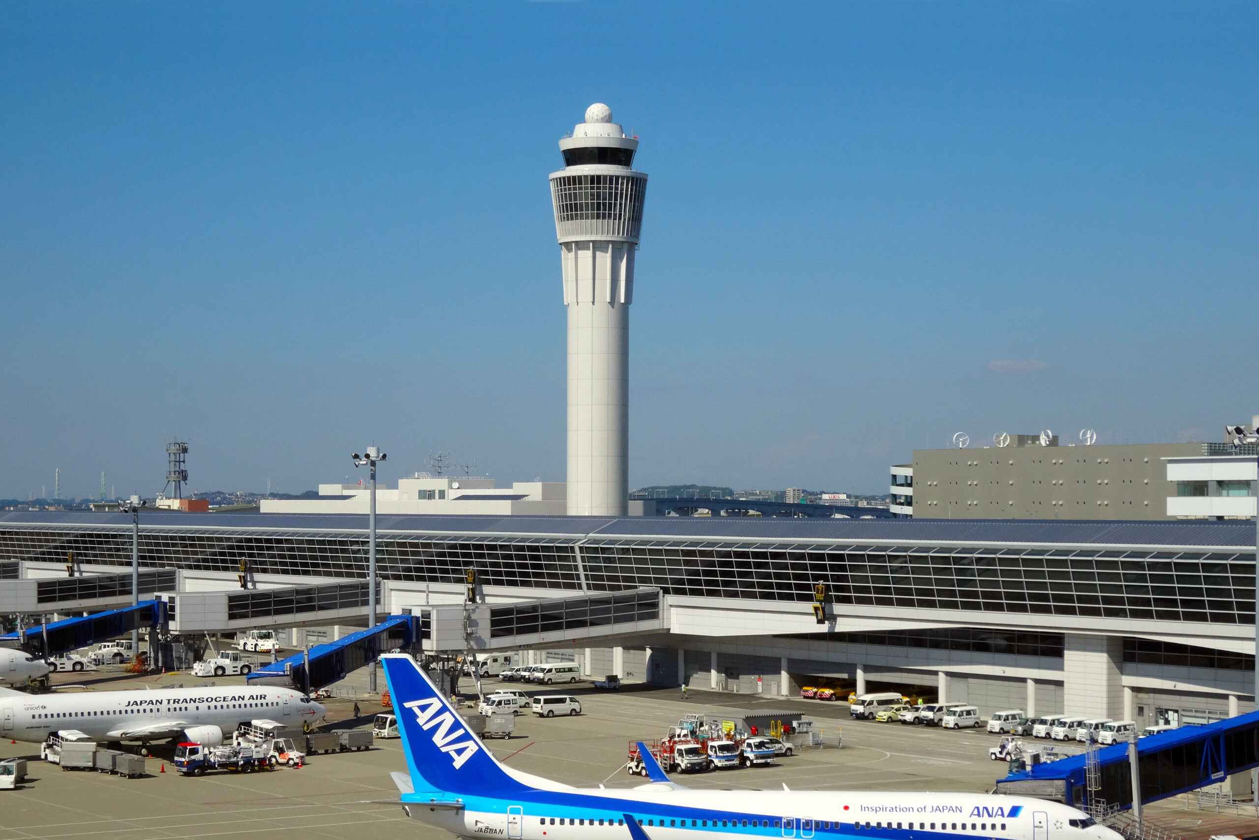 Chubu Centrair International Airport Administration Office Building and Control Tower