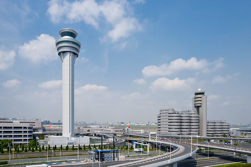 The design for the highest control tower in Japan fully utilizing our previous experiences