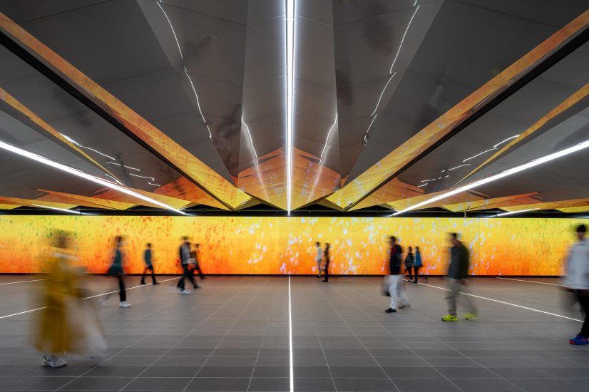 Osaka Metro Chuo Line Yumeshima Station won the International Design Awards2025