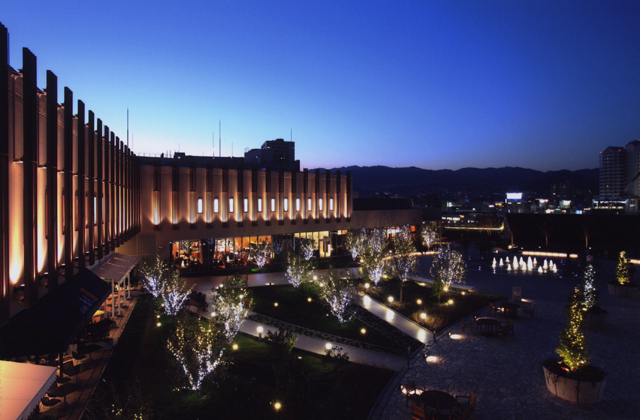 阪急西宮ガーデンズ 安井建築設計事務所