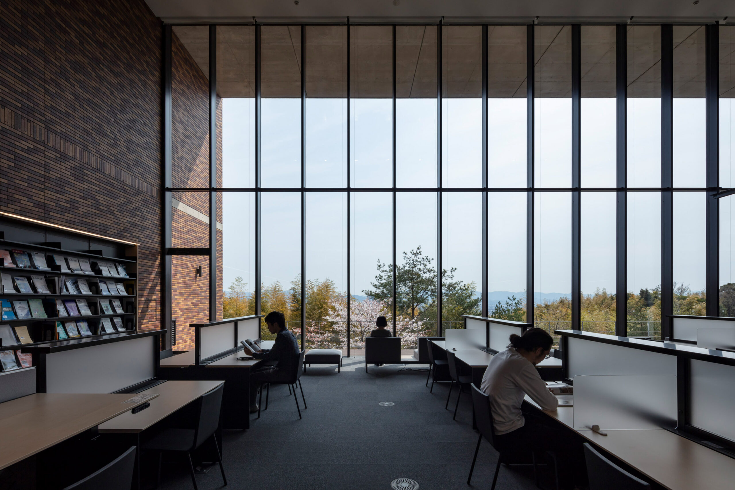 京都大学 桂図書館