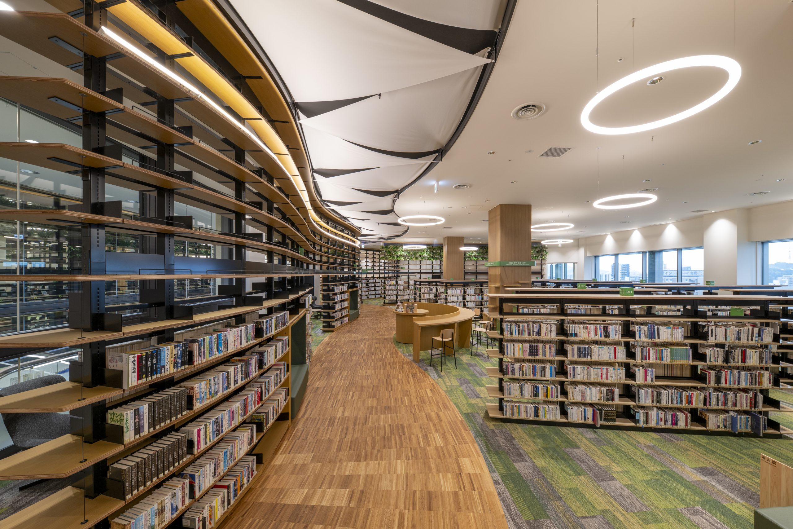 広島市立中央図書館
