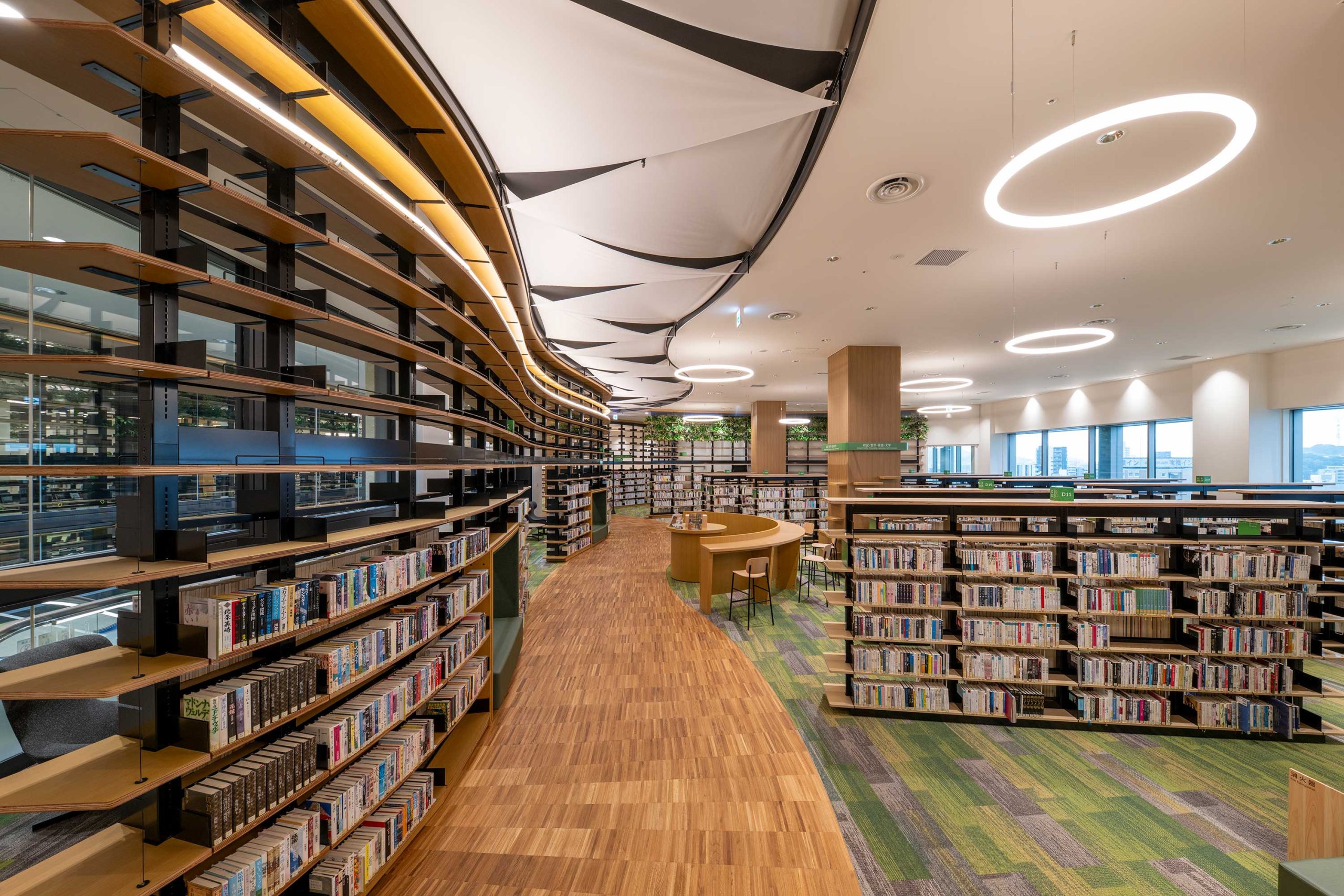 広島市立中央図書館